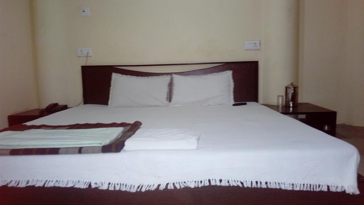 Hotel Sunshine Kashipur Exteriör bild